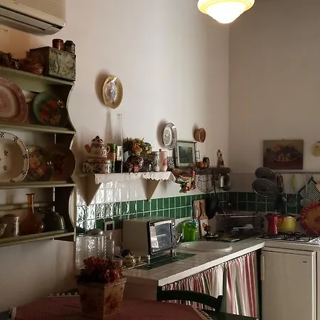 Casa Mariuccia Apartment *